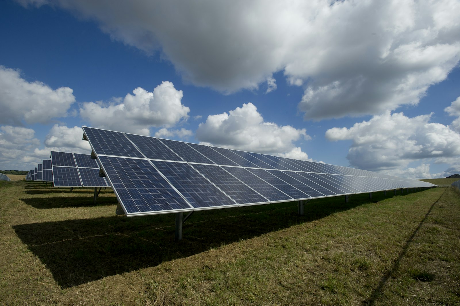 Commercial solar panel array